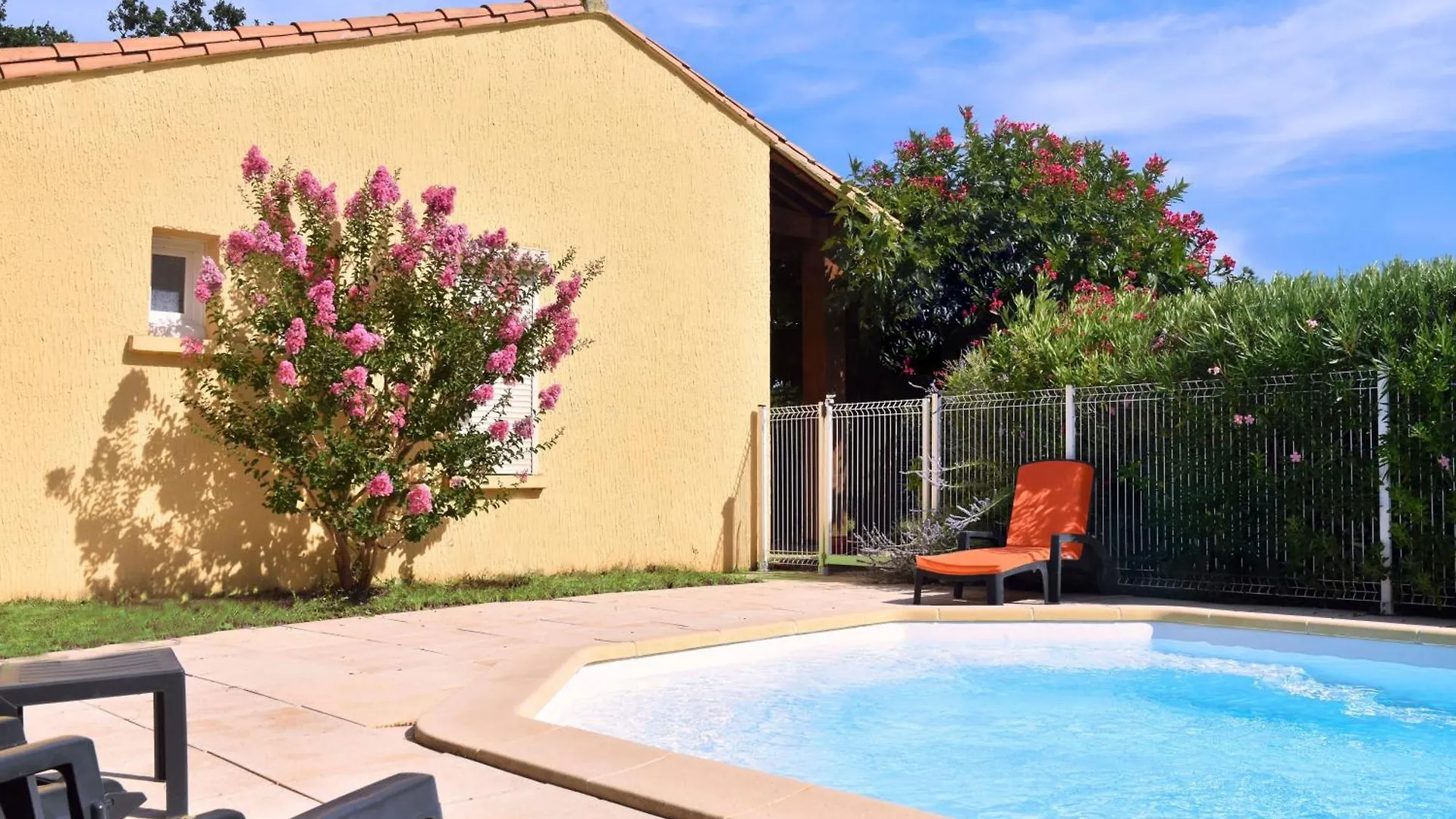 Gde Maison Atypique - Jacuzzi - Gd Piscine - Clim - Ultra Calme 3 Espaces Privatifs - Super Emplacement Montelimar Holiday home
