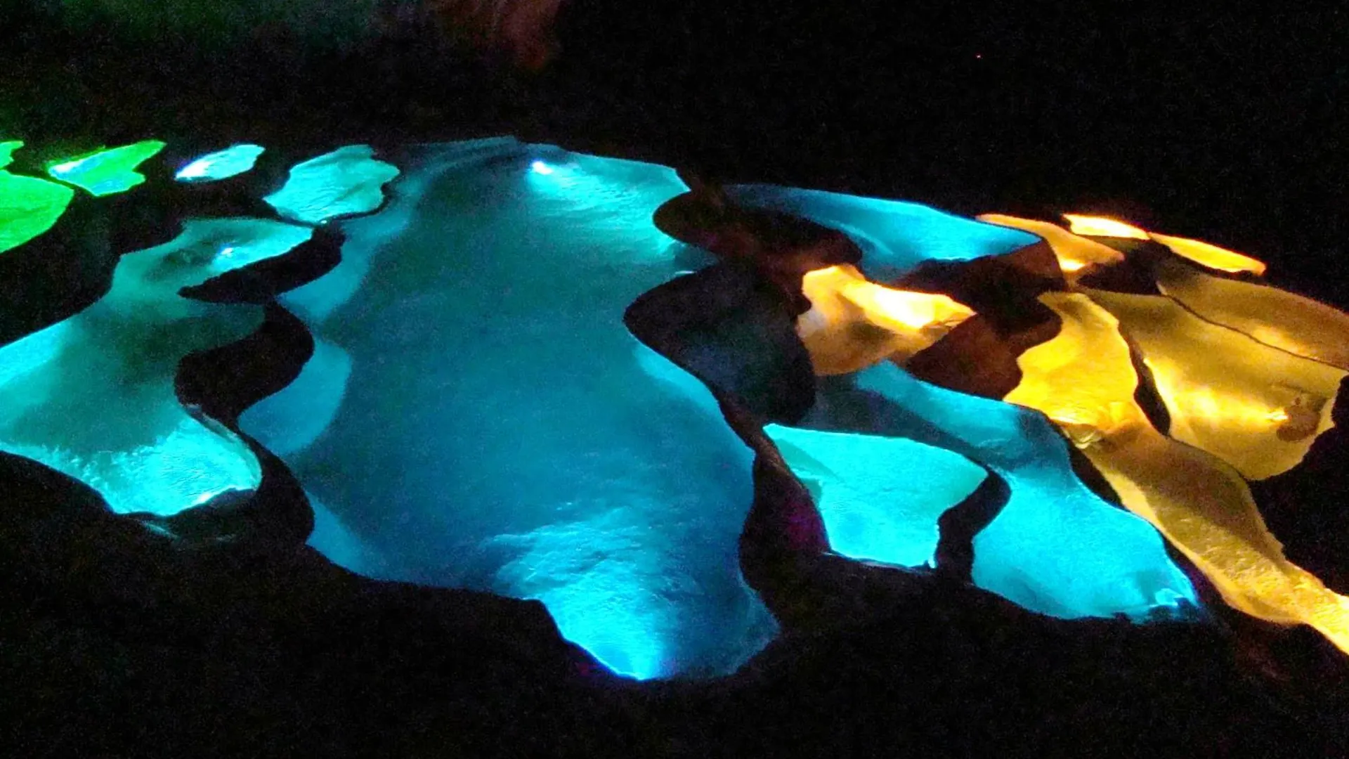 Villa Spacieuse Au Calme Absolu Avec Grande Piscine Jacuzzi Chauffe - Grand Jardin Sans Vis A Vis- Salle De Jeux Avec Fresque Du Nougat - Ideal Familles Et Groupes Drome Provencale Монтелимар